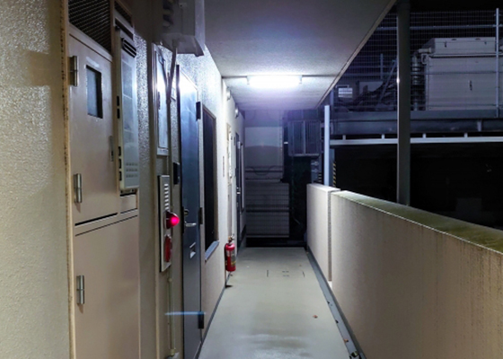 マンションの廊下