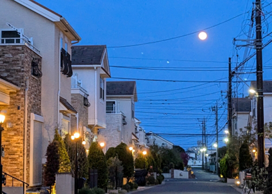 夜の住宅街
