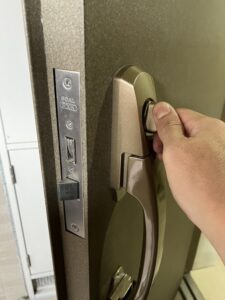 事例紹介｜マンション玄関ドア施錠不具合｜鍵屋カギ丸横浜本部の画像
